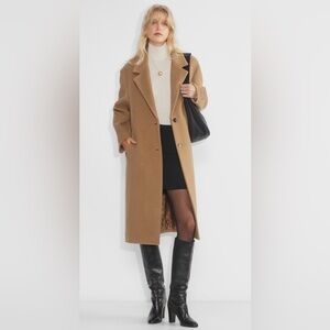 The Only Coat - Wool Cashmere
Relaxed, Italian soft wool-cashmere coat